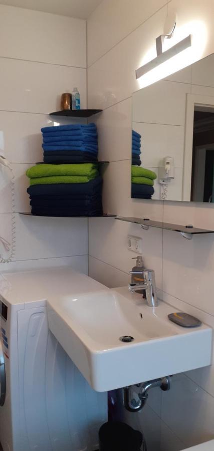 Apartments - Geraeumige 95 Qm Mit Balkon Augsburg Dış mekan fotoğraf