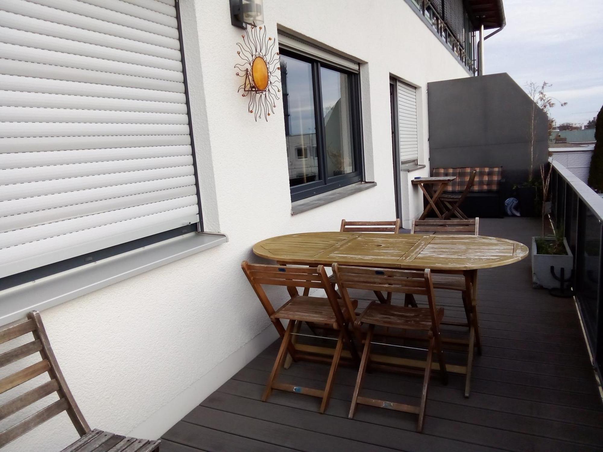 Apartments - Geraeumige 95 Qm Mit Balkon Augsburg Dış mekan fotoğraf
